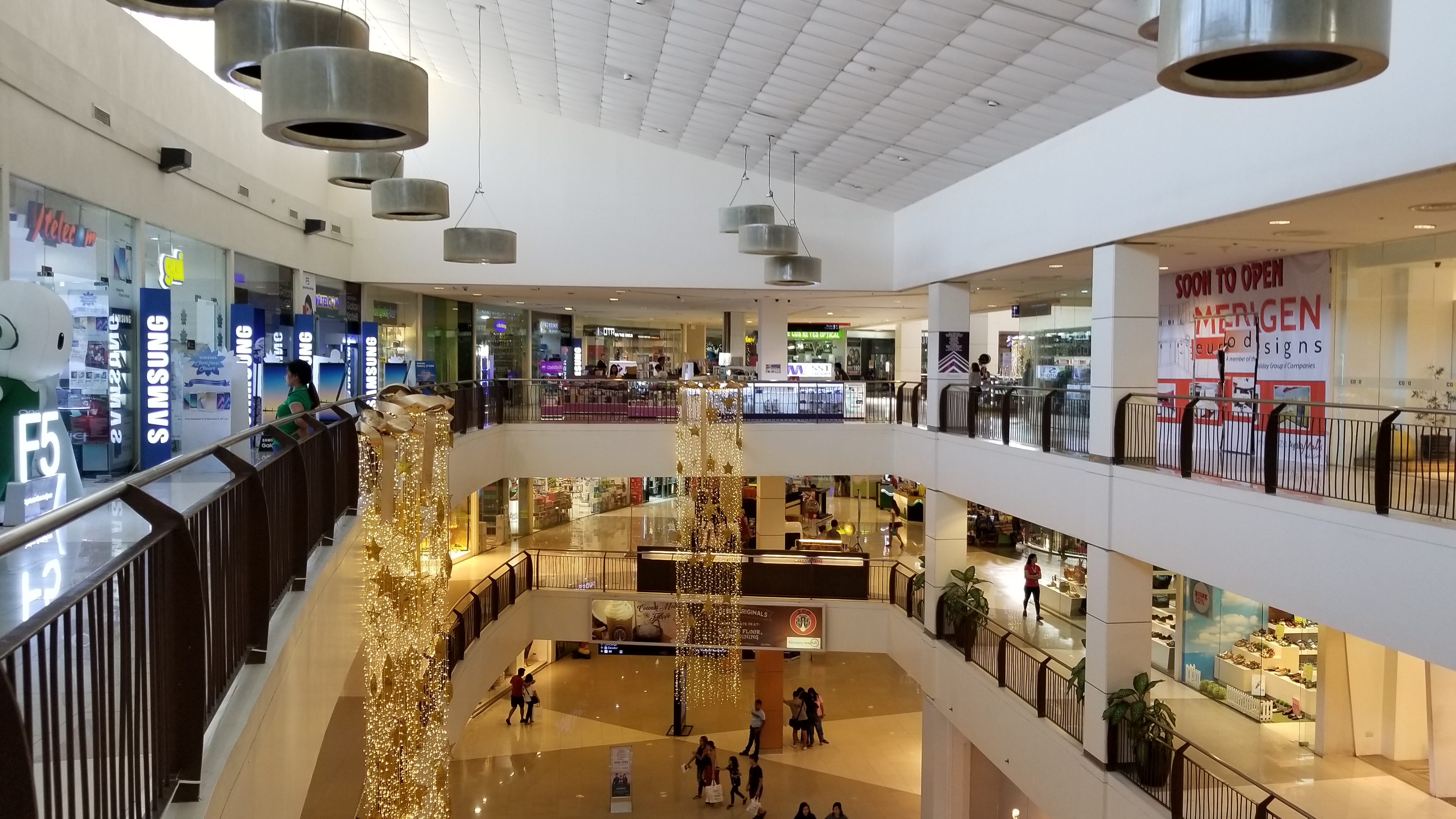 Venice Grand Canal Mall Shopping Mall in McKinley Hill Dr - Photo 2